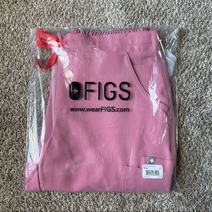 ❌SOLD❌ Figs Yola Skinny Scrub Pants in Chalk Pink (SP)